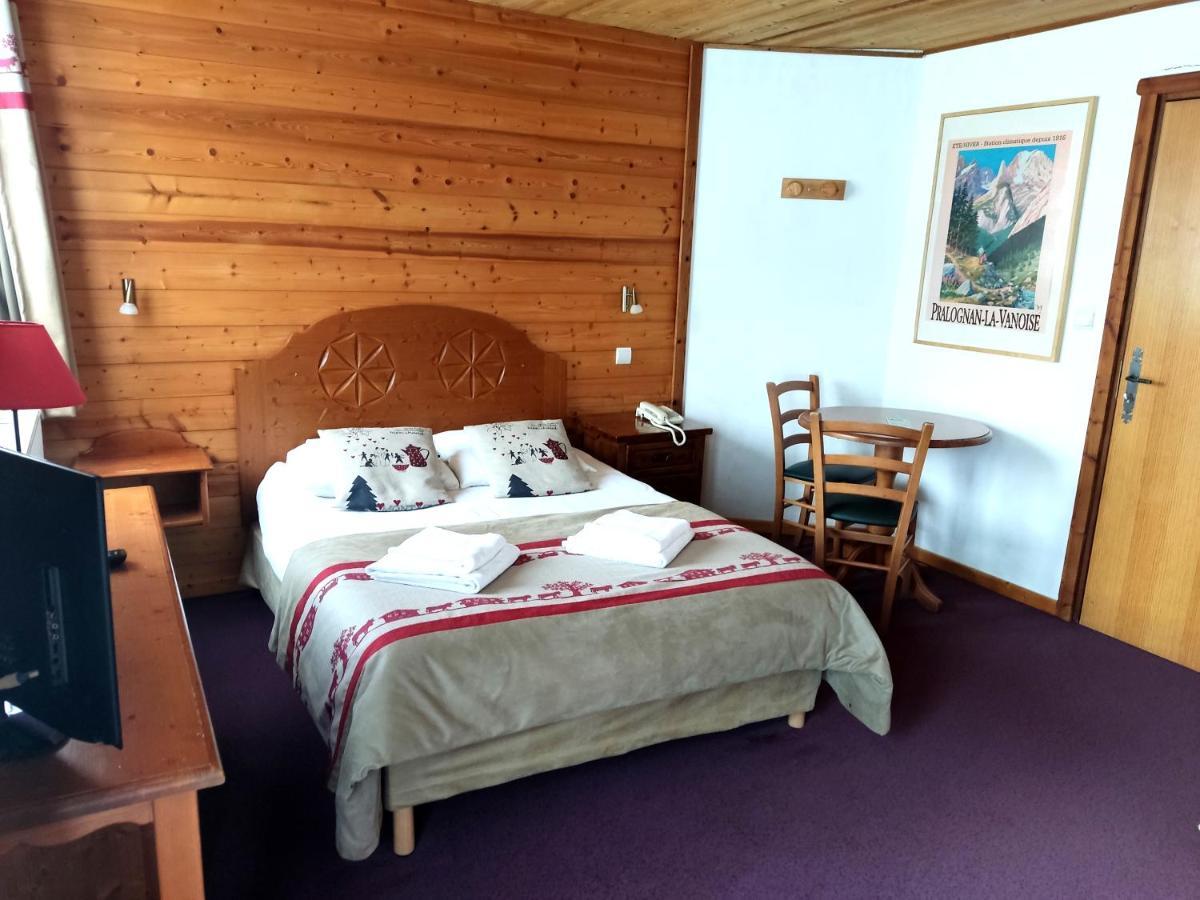 Epicea Lodge Hotel Et Camping Пралоньян-ла-Вануаз Екстер'єр фото