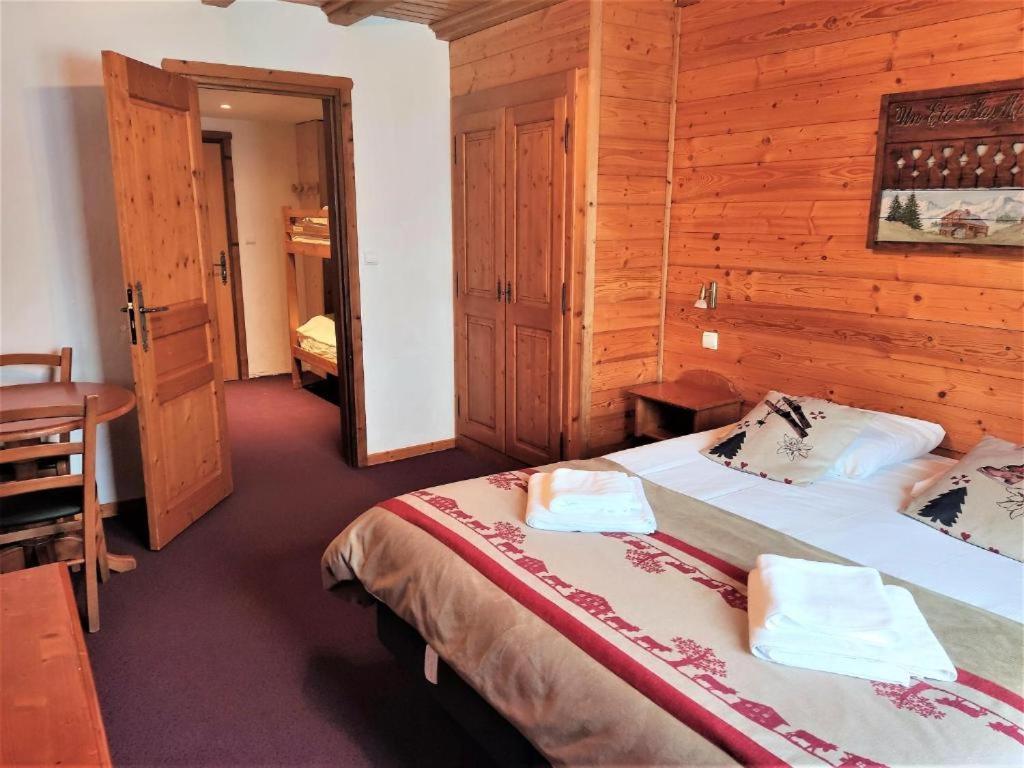 Epicea Lodge Hotel Et Camping Пралоньян-ла-Вануаз Екстер'єр фото