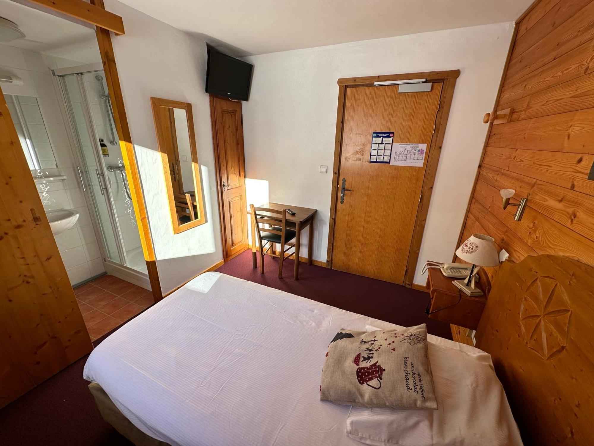 Epicea Lodge Hotel Et Camping Пралоньян-ла-Вануаз Екстер'єр фото